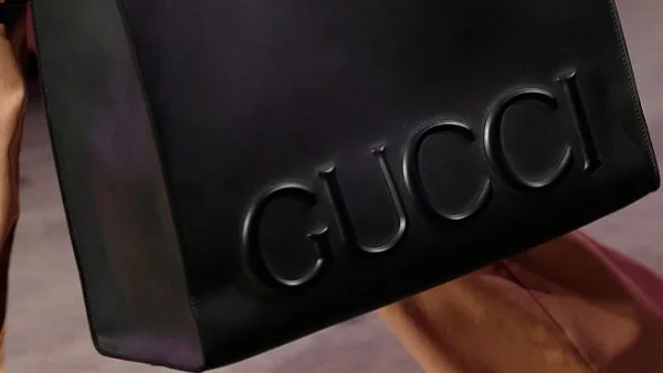 Gucci се отказва от кожата