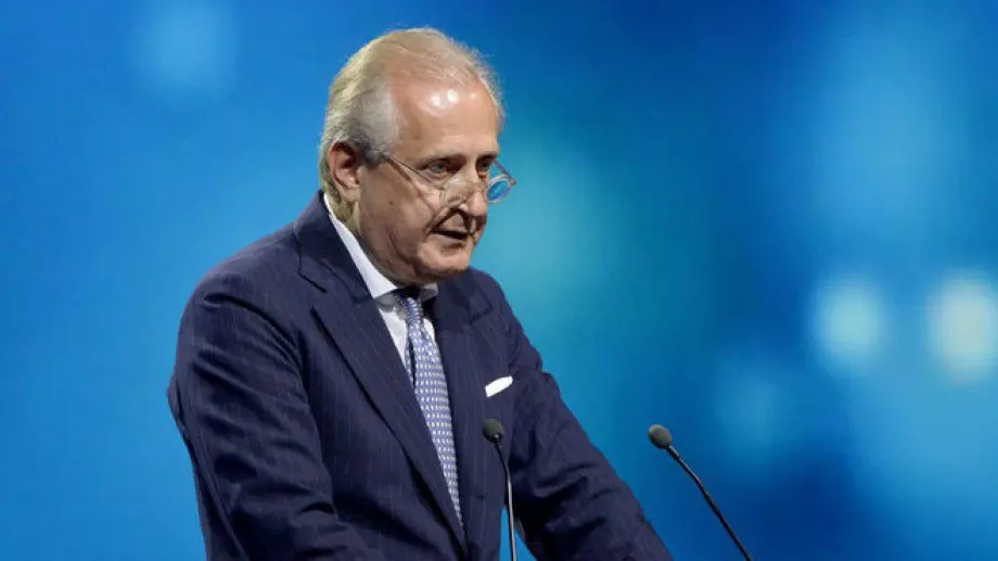 Спас Русев най-после успя да купи "Булсатком"