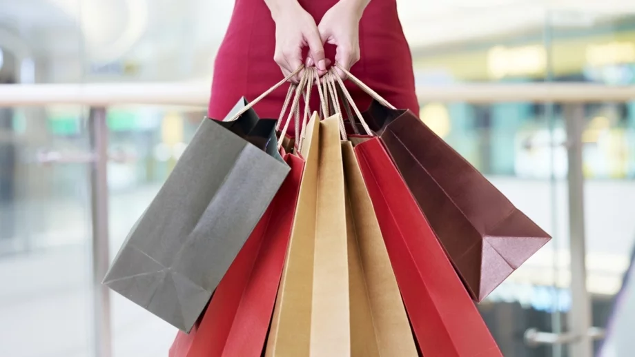 Отделяйте не повече от 10% от дохода за подаръци и посрещане на празниците