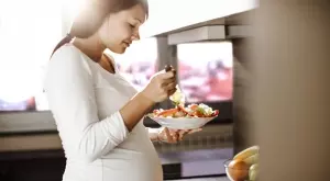 Съветите на Андре Токев за хранене по време на бременност