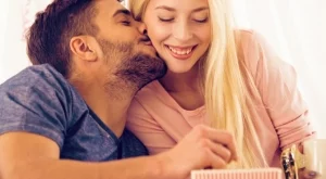 Нова връзка или раздяла? Какво чака 12-те зодии до края на ОКТОМВРИ...