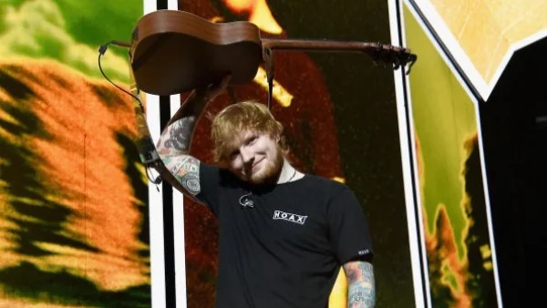 Ед Шийрън отлага концерти заради травма