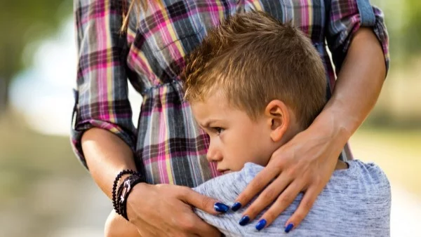 Мамо, ние бедни ли сме?