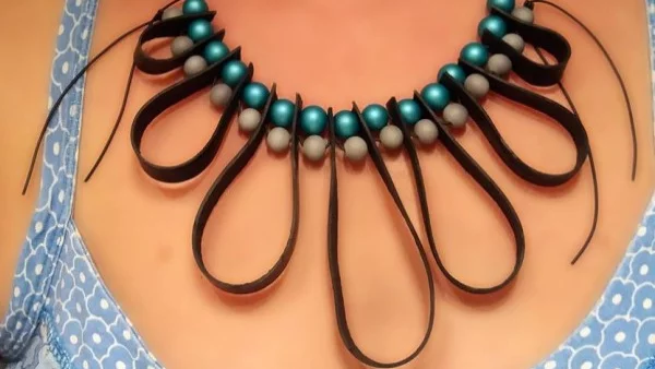 Бижута, направени от автомобилни гуми