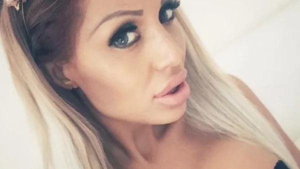 Снимки на Джулиана Гани в деня на сватбата й