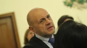 Дончев: Да връщаме българските специалисти от чужбина, като им даваме жилища