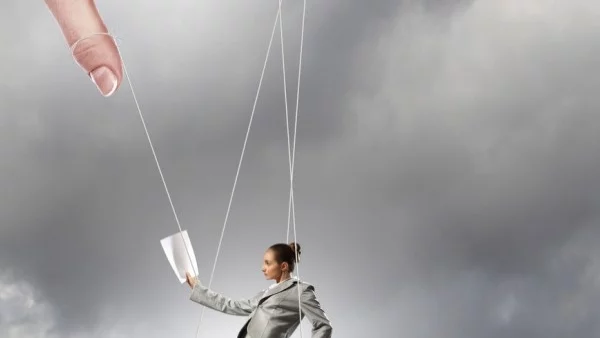 Как да разпознаваме манипулаторите сред нас