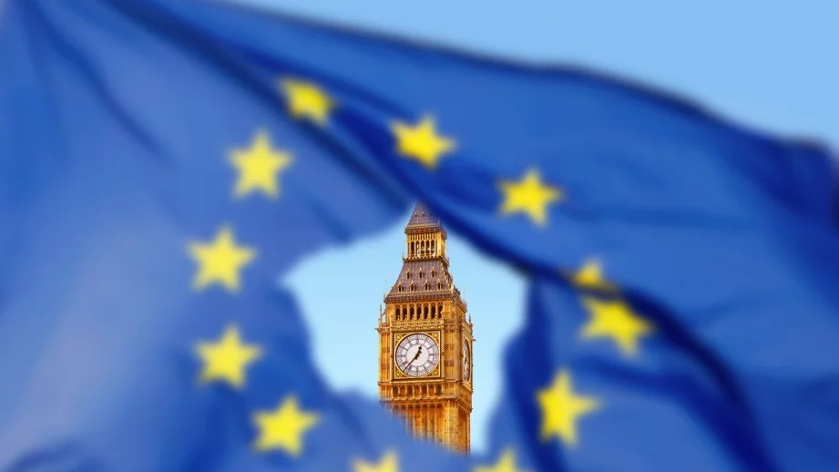 Великобритания губи 75 000 работни места във финансовия сектор след Brexit