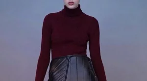 Да носиш пола от автомобилни постелки