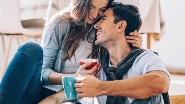 Тези 4 двойки зодии си подхождат ПЕРФЕКТНО