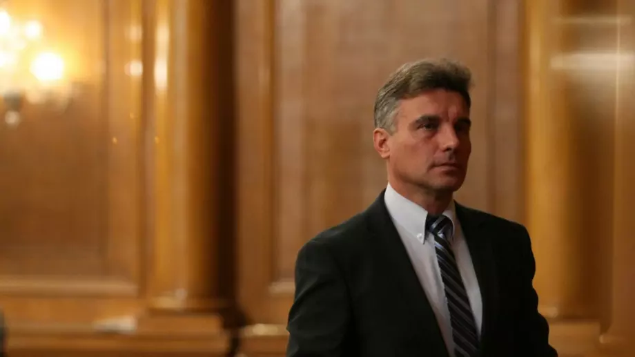 Проф. Иво Христов: COVID кризата показа, че моделът на т. нар. „комерсиална медицина“ катастрофира тотално