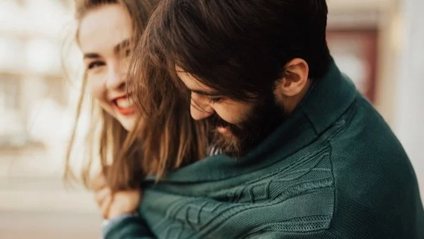 Една зодия ще се ВЛЮБИ в хороскопа за 27 декември