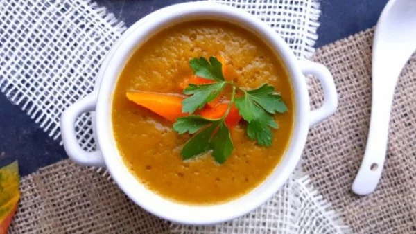 Крем супа с тиква и авокадо