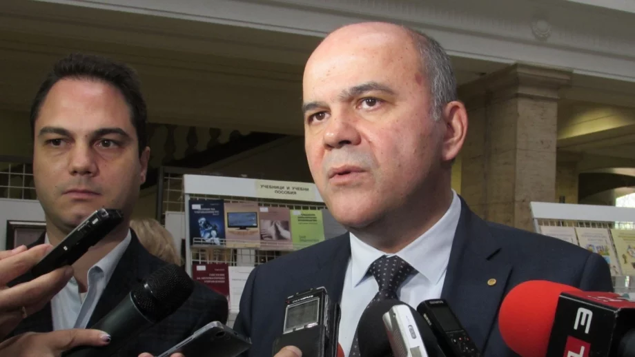 Петков: Вероятно ще има великденски надбавки за пенсионерите