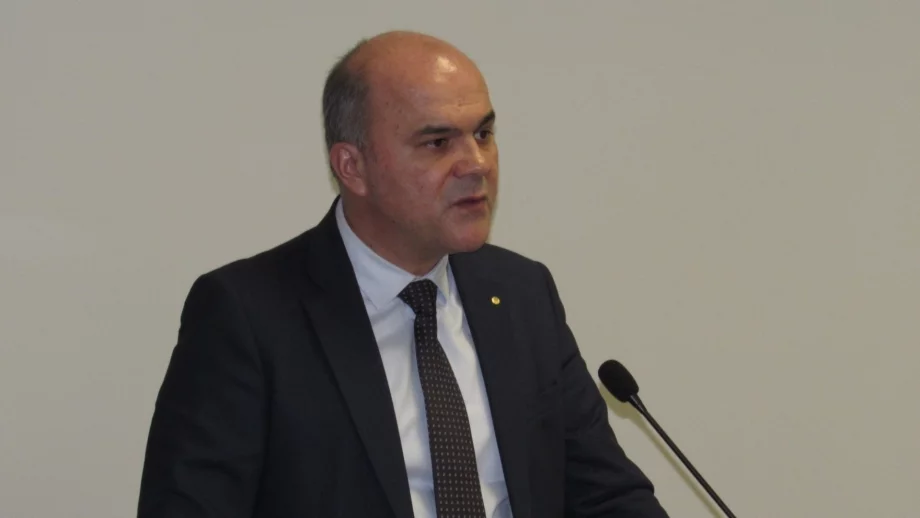 Парламентарна комисия остави хиляди хора без възможност да получат неизплатените си заплати