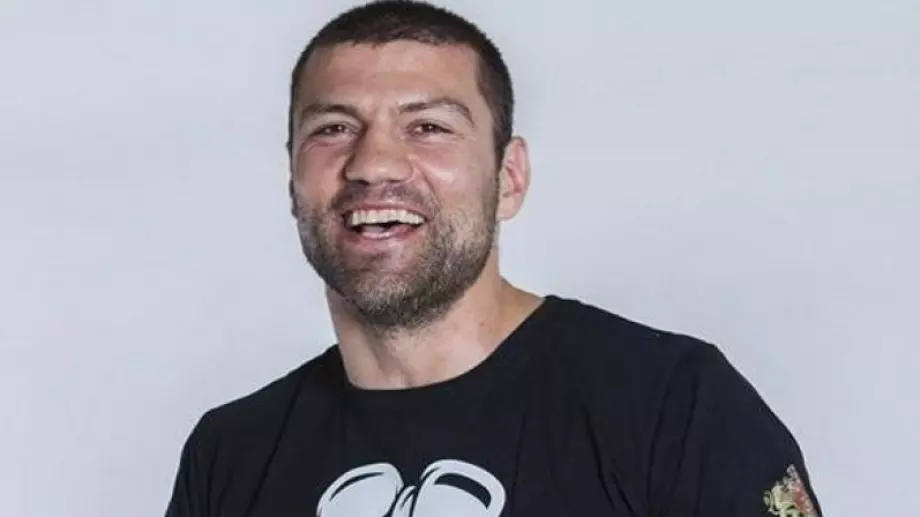 Тервел Пулев стана доброволец в битката с COVID-19