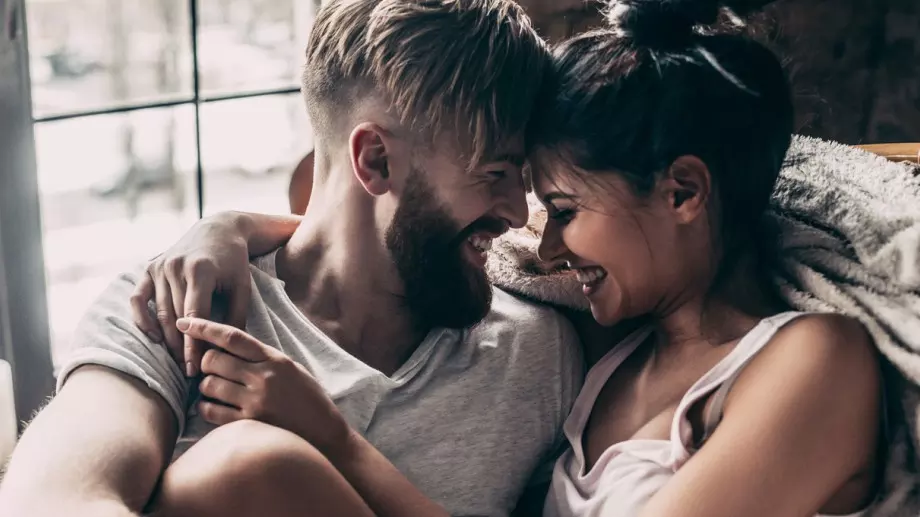 Любовно пожелание за 19 октомври според зодията     