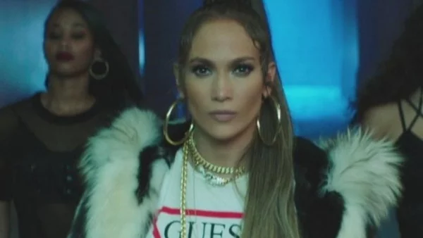 Дженифър Лопес представи новото си видео