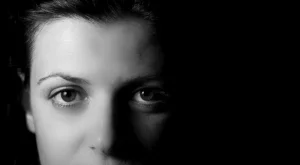 Вера Шварц: Жената трябва постоянно да се променя, без да губи себе си