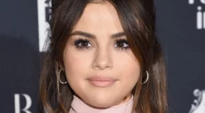 Селена Гомес стана блондинка (снимки)