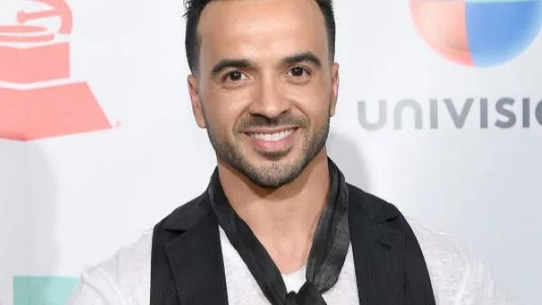 Изпълнителят на "Despacito" пусна ново парче (видео)