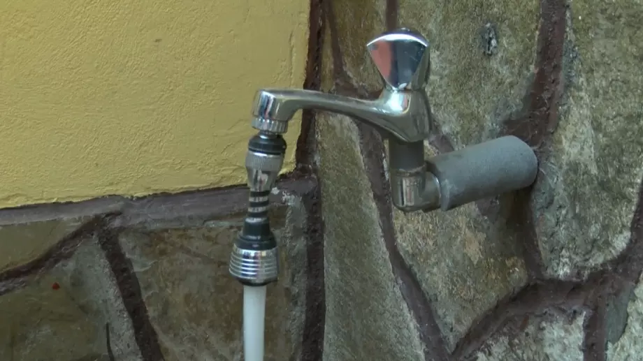 Водата поскъпва, когато поскъпват хляба, млякото, чушките - така ли ще стане?