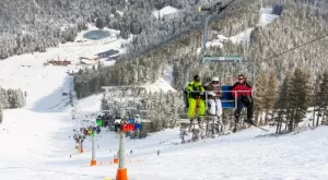 Изненадващо силен зимен сезон, курортите са рекордно пълни