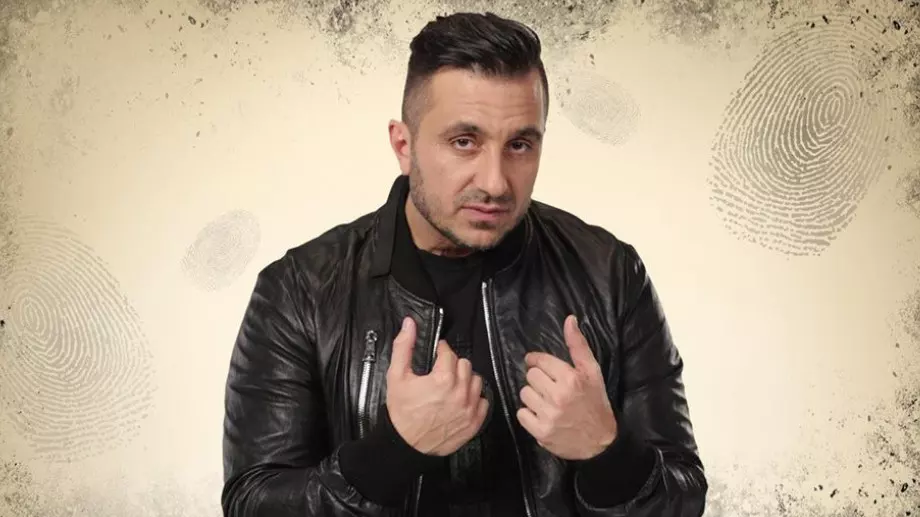 Коцето се съблече гол в снега (ВИДЕО)