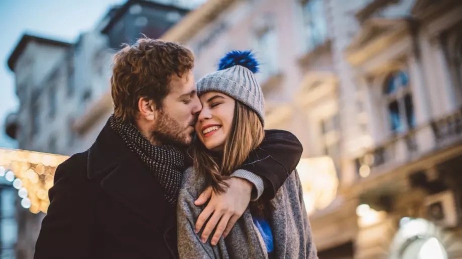 Тези зодии ще открият лююбовта през януари 2022   