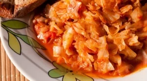 Постно зеле в гювеч