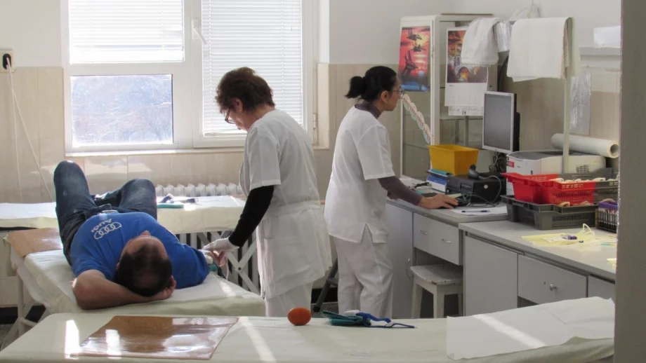 Лекар: Платеното кръводаряване трябва да се узакони