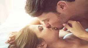 Руски сексолог: От целувките няма полза, дори са опасни