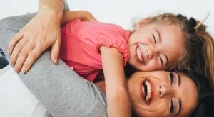 За майчинството няма религия и цвят на кожата (снимки)