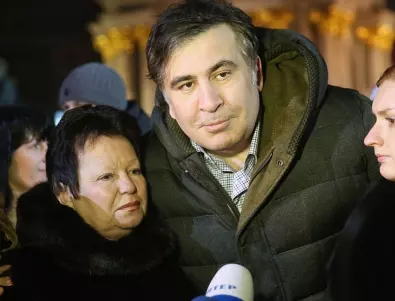 Транспортират Саакашвили във военна болница