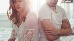 6 знака, че той всъщност не те обича