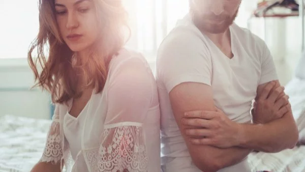 6 знака, че той всъщност не те обича