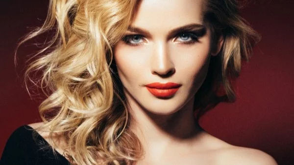 4 неподозирани места, на които да слагате грим