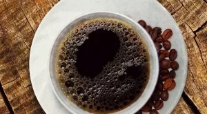 Сол в сутрешното кафе? Ето защо това е добра идея