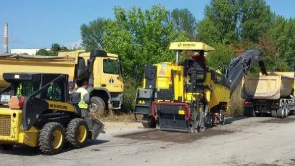 Спират част от движението по старозагорски булевард