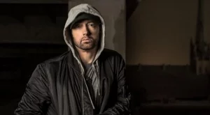 Еминем се завърна с нов албум (видео)