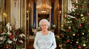 Какво подарява кралица Елизабет II на своите 1500 служители за Коледа