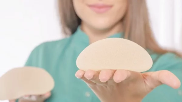 3000 жени у нас - жертва на фалшив силикон