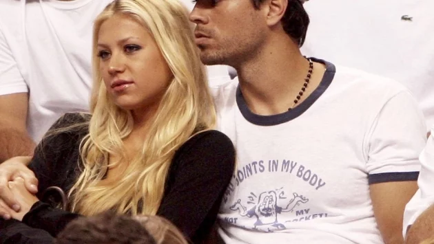 Енрике Иглесиас показа новородената си дъщеря (снимки)