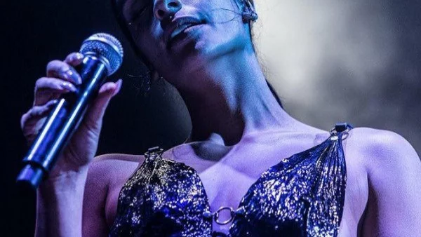 Авангардната иранска певица Sevdaliza идва в София