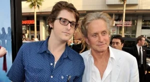 Майкъл Дъглас стана дядо