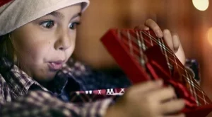 Какво да подарите на детето си според зодията му