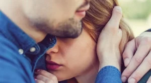 Просто съм малко слаба и много счупена