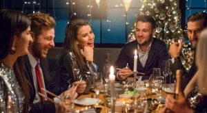 Етикет при хранене