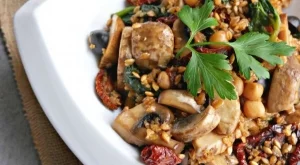 Яхния с лимец и спанак 