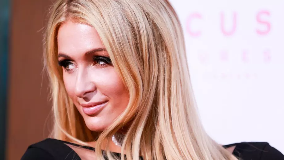 Парис Хилтън: Бях сексуално насилвана от училищния персонал